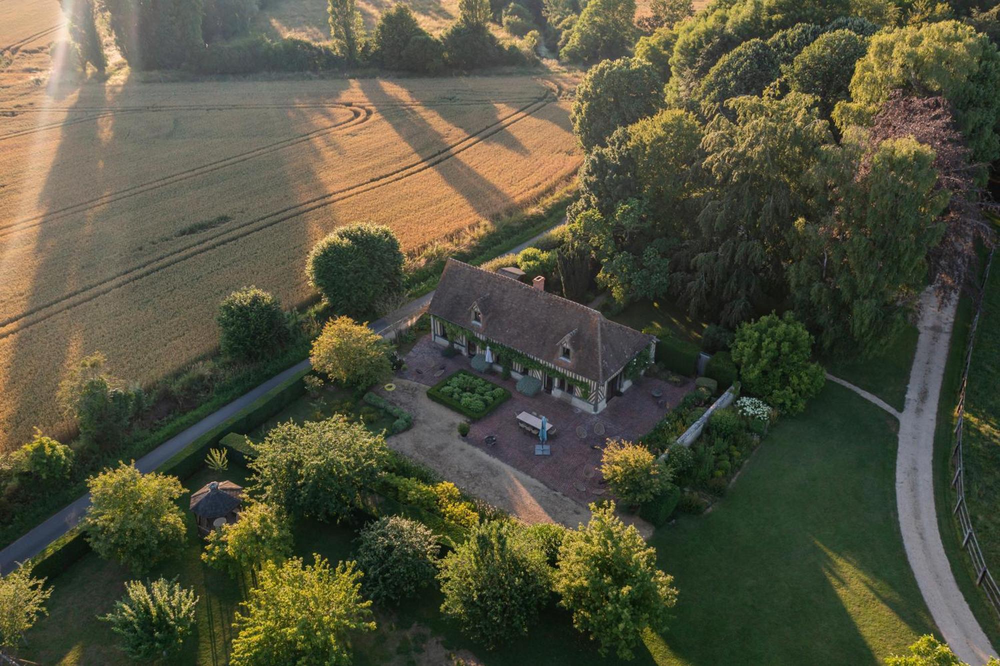 Maison "Jardin Gaillard" Bieville-en-Auge Екстериор снимка